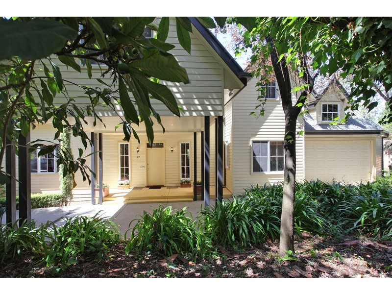 37-39 Montana Parade, Croydon VIC 3136