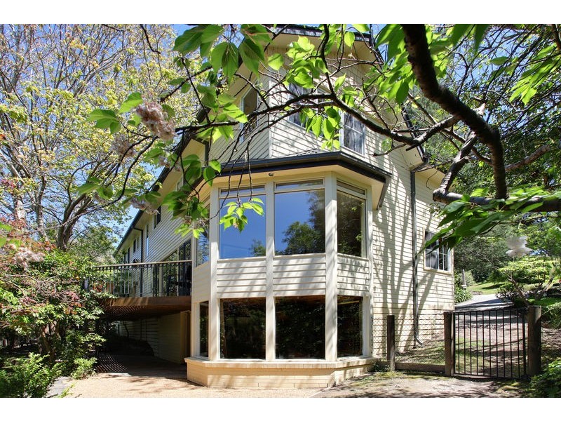 37-39 Montana Parade, Croydon VIC 3136