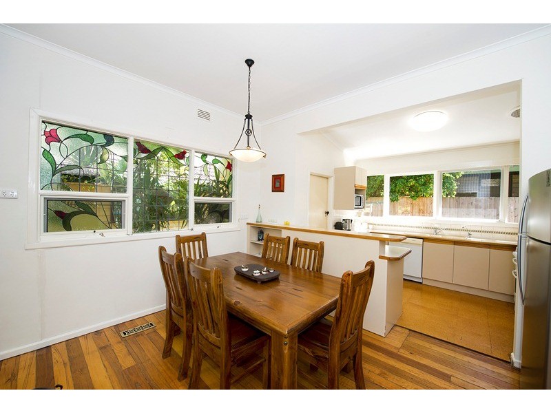 1 Cass Avenue, Croydon VIC 3136