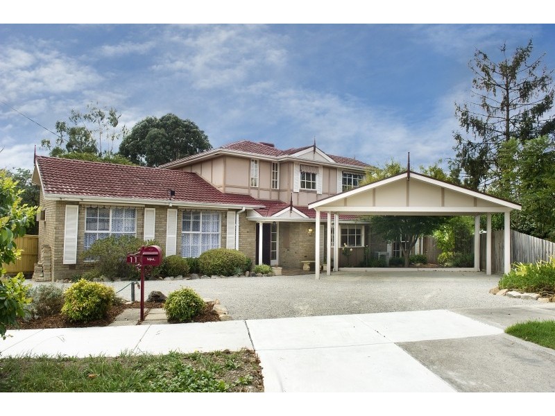 11 Glamis Court, Croydon VIC 3136