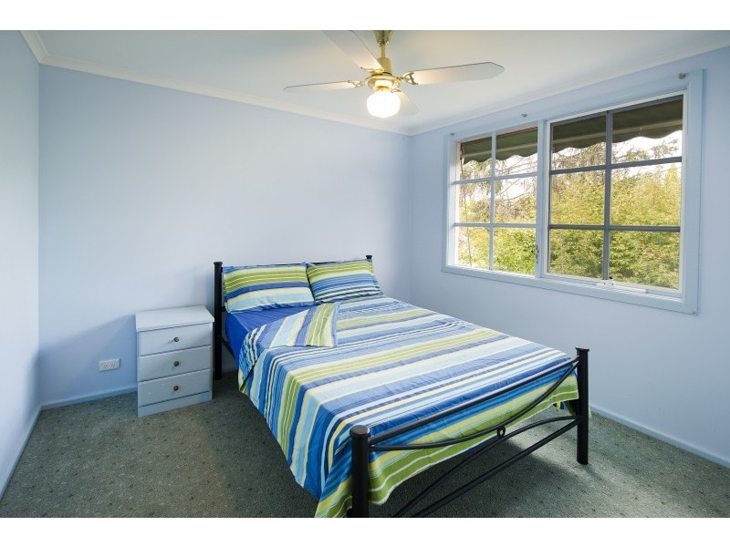 11 Glamis Court, Croydon VIC 3136