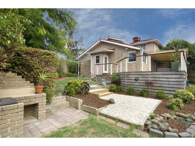 11 Glamis Court, Croydon VIC 3136