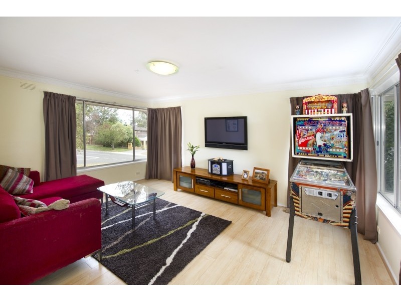 20 Little John Road, Warranwood VIC 3134