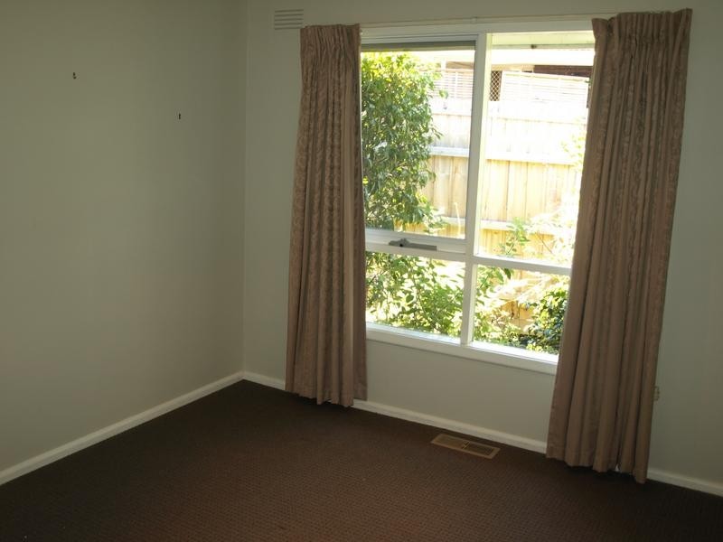 1/14 MacMillan Street, Mooroolbark VIC 3138