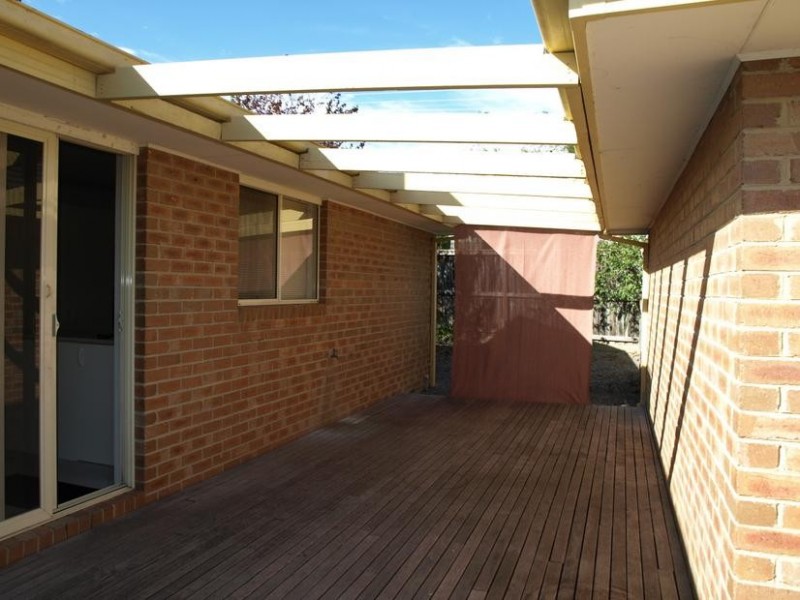 1/13-15 Meadow Road, Croydon North VIC 3136