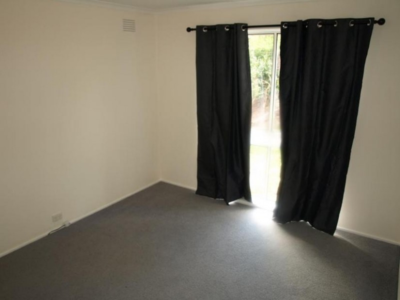 1 Clare Street, Croydon South VIC 3136