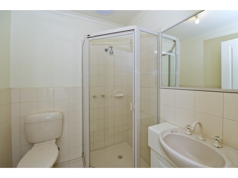 4/2 Alamein Avenue, Kilsyth VIC 3137