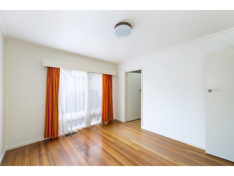 371 Old Warrandyte Road, Ringwood North VIC 3134