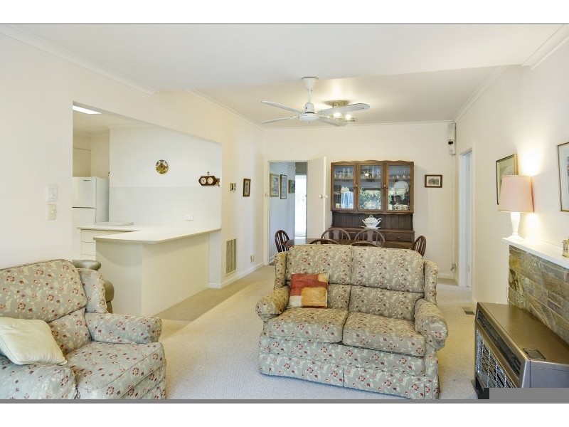 4 Regina Street, Ringwood VIC 3134