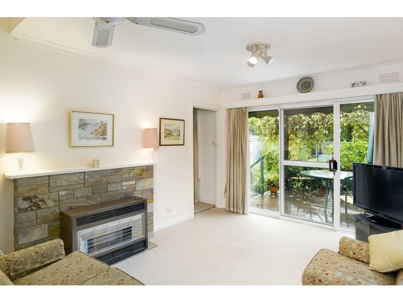 4 Regina Street, Ringwood VIC 3134