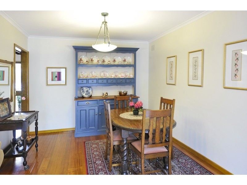 18 Jeffrey Drive, Ringwood VIC 3134