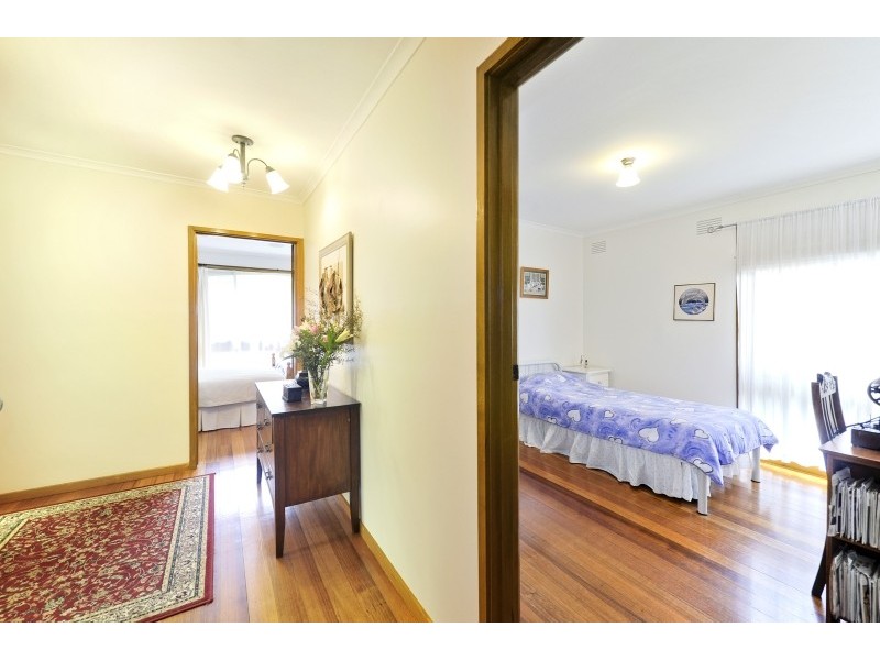 18 Jeffrey Drive, Ringwood VIC 3134