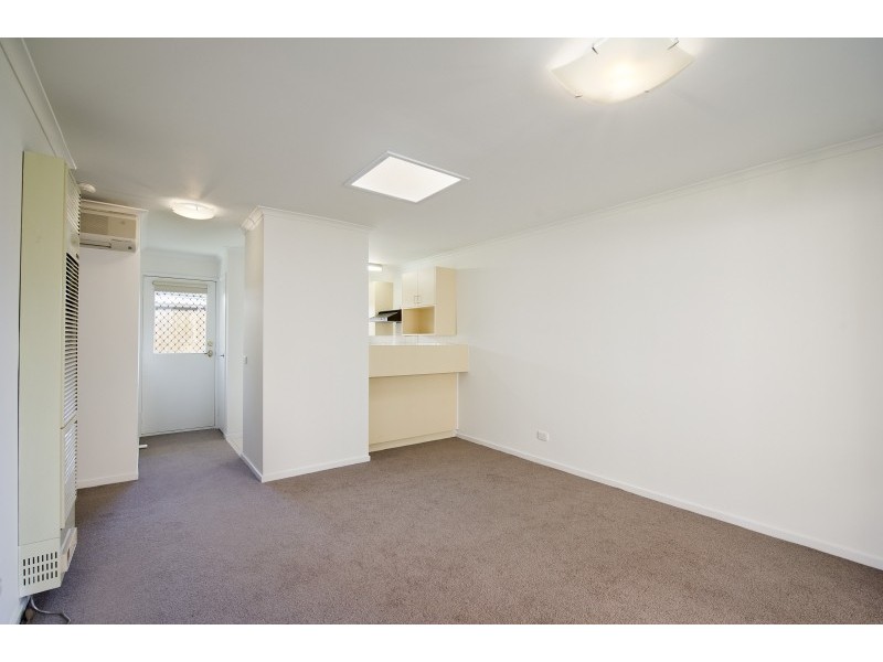 25/8-12 Albert Street, Ringwood VIC 3134