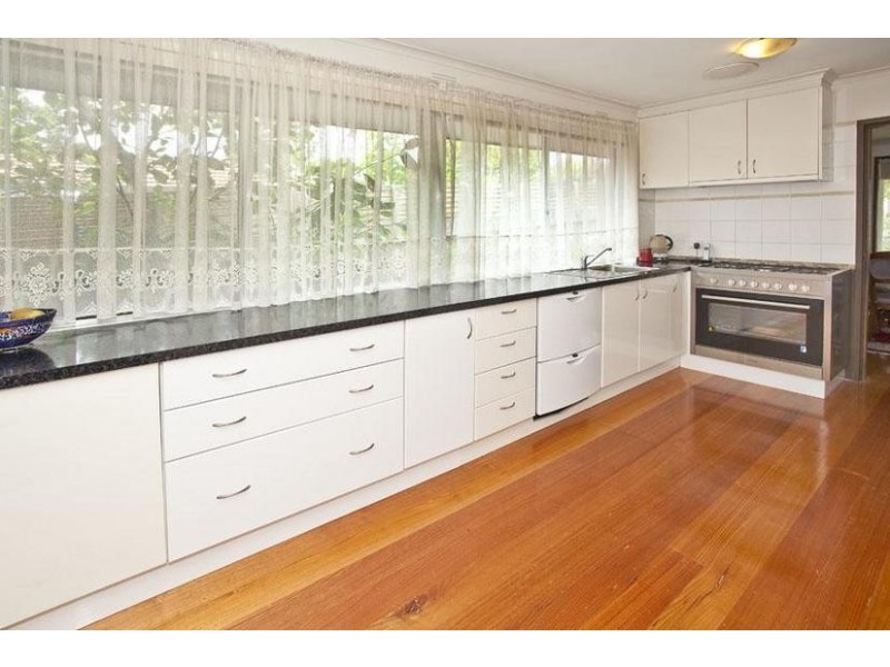 13 View Street, Croydon VIC 3136
