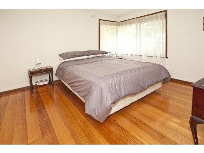 13 View Street, Croydon VIC 3136