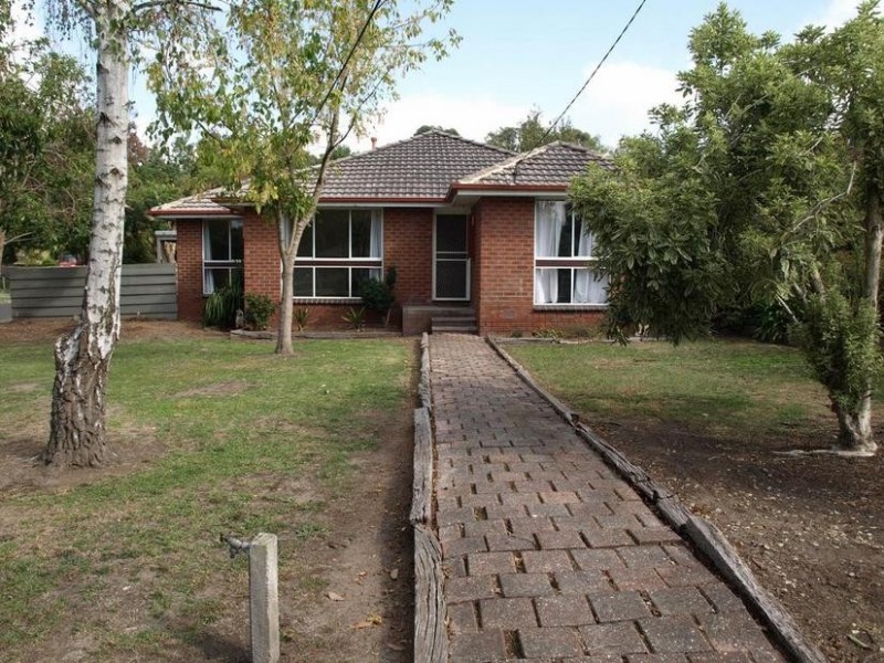 1 Clare Street, Croydon South VIC 3136