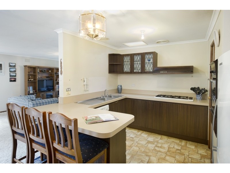 2/31 Through Road, Ringwood North VIC 3134