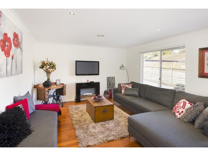 2/69 Greenhill Road, Bayswater North VIC 3153