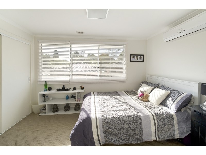2/69 Greenhill Road, Bayswater North VIC 3153