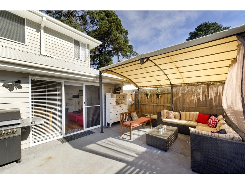 2/69 Greenhill Road, Bayswater North VIC 3153