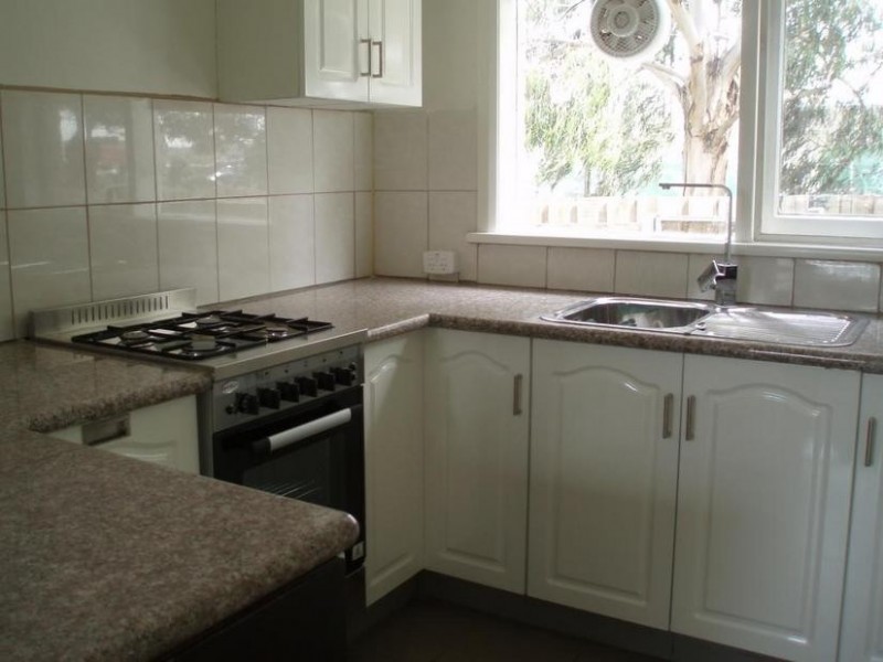 2/24 Albert Street, Ringwood VIC 3134