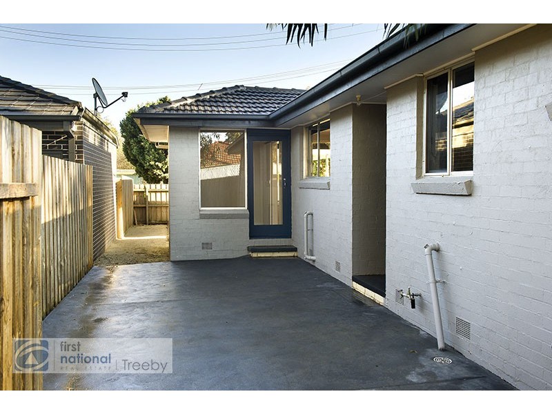 23 Landstrom Quadrant, Kilsyth VIC 3137