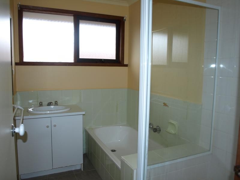 1/12 Barkly Street, Ringwood VIC 3134