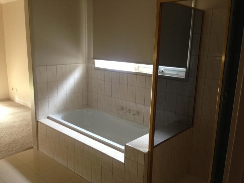 2/2 Sunbeam Avenue, Ringwood East VIC 3135