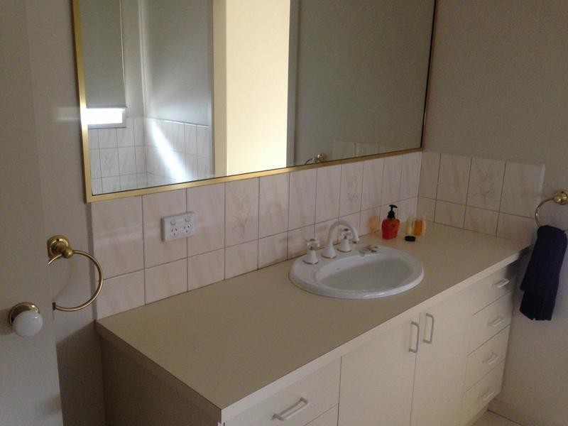 2/2 Sunbeam Avenue, Ringwood East VIC 3135