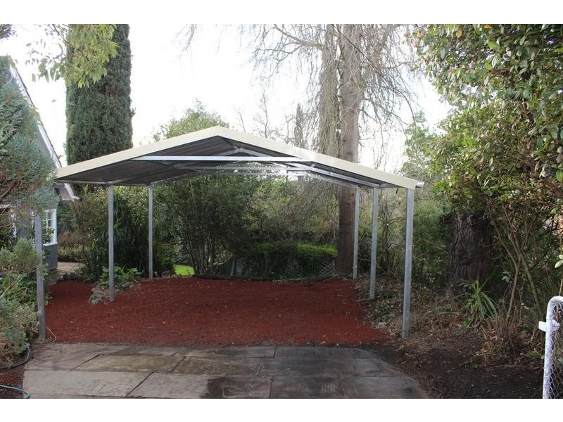 40 Central Avenue, Mooroolbark VIC 3138