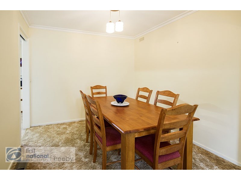 2/9-11 Mines Road, Ringwood East VIC 3135