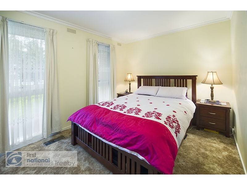 2/9-11 Mines Road, Ringwood East VIC 3135