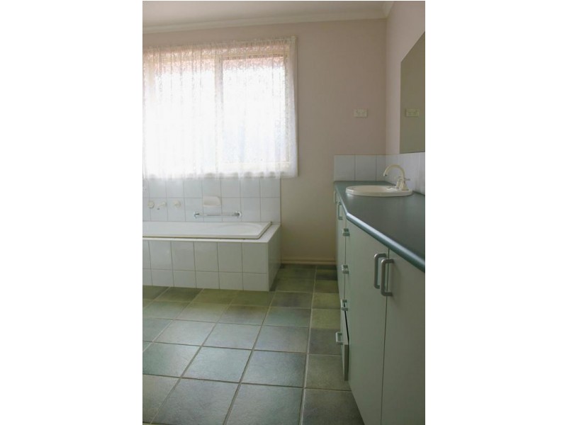 2/9 Yarmouth Street, Ringwood VIC 3134