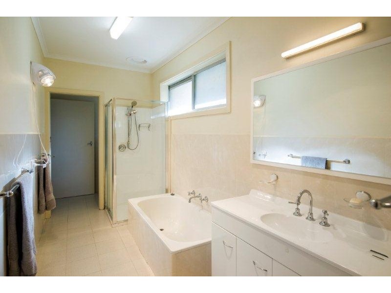 1 Berea Court, Ringwood VIC 3134