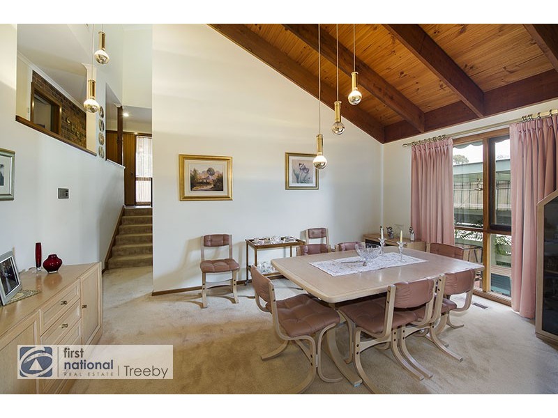 2 Charles Court, Warranwood VIC 3134