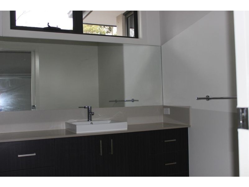 1/128 Oban road, Ringwood North VIC 3134