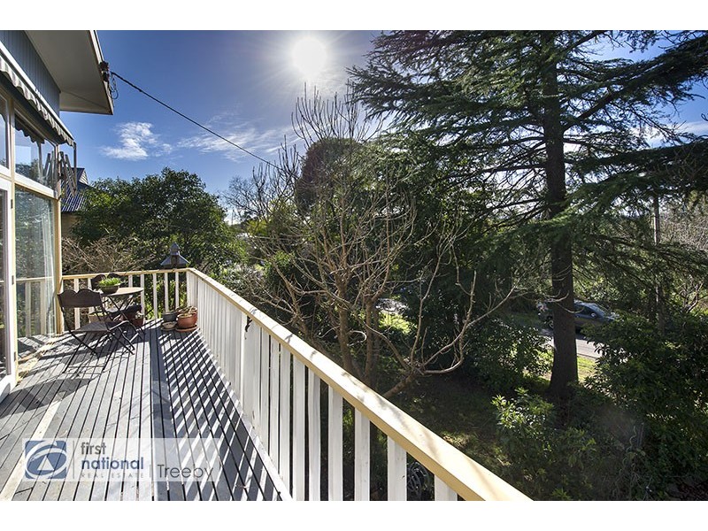 11 Cass Avenue, Croydon VIC 3136