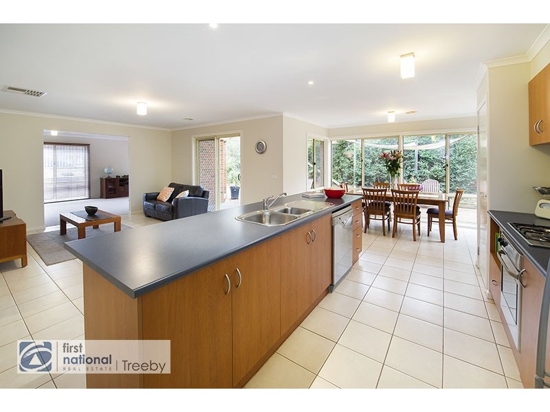 26 County Terrace, Croydon Hills VIC 3136