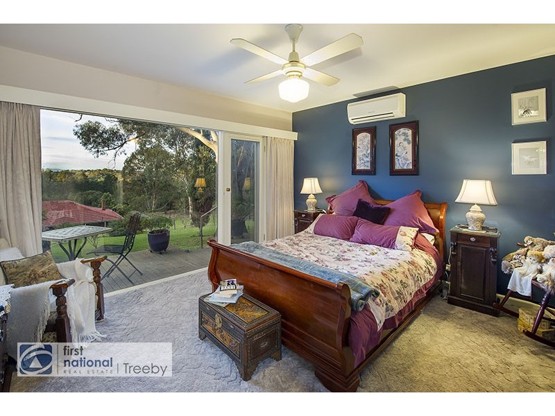 16 Hillcrest Road, Warrandyte South VIC 3134