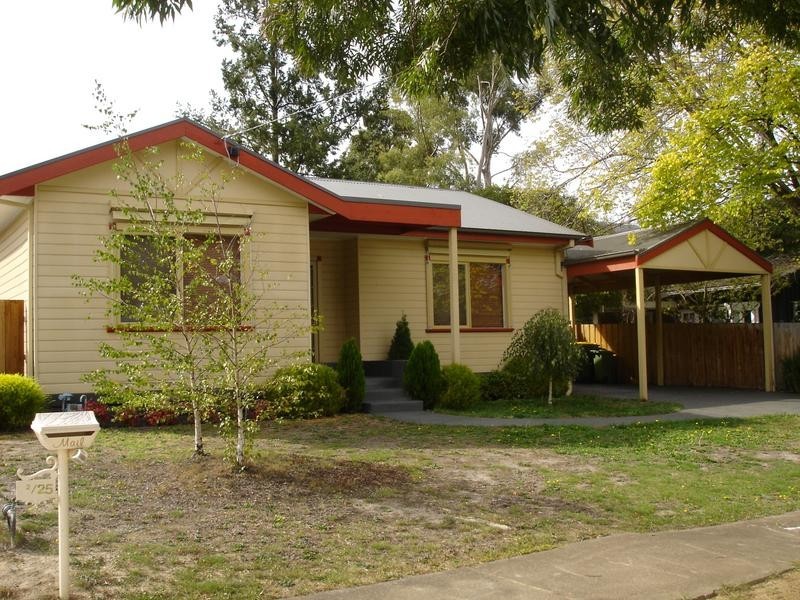 25 Glendale Court, Kilsyth VIC 3137