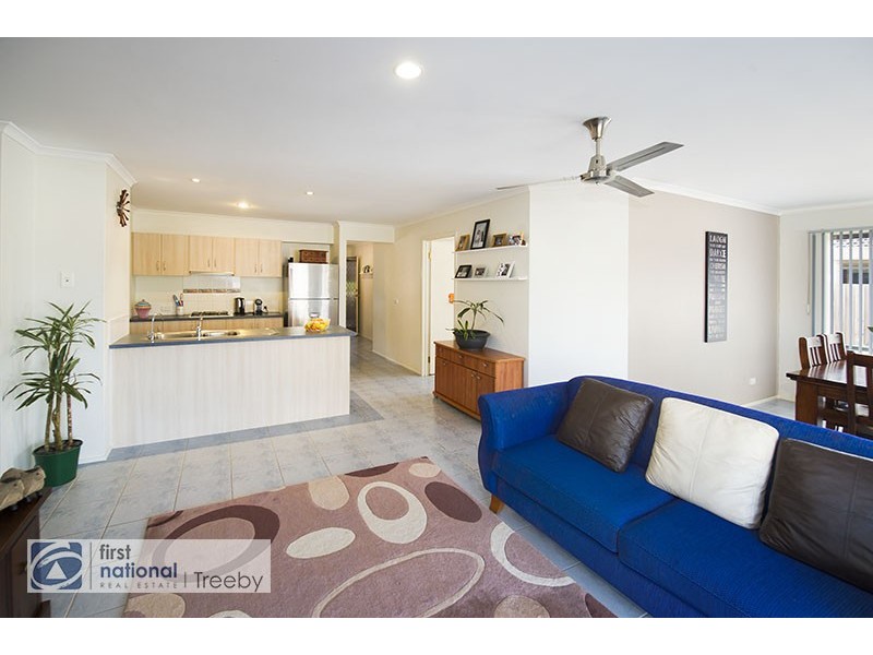 18 Cosmo Court, Kilsyth VIC 3137