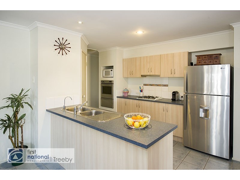 18 Cosmo Court, Kilsyth VIC 3137