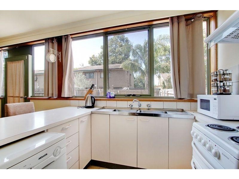 24/241 Canterbury Road, Bayswater North VIC 3153