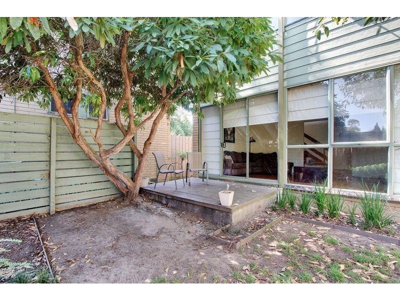 24/241 Canterbury Road, Bayswater North VIC 3153