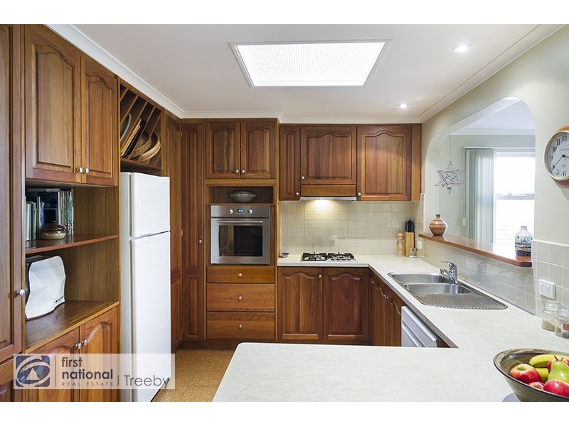 6 Kathleen Close, Bayswater North VIC 3153