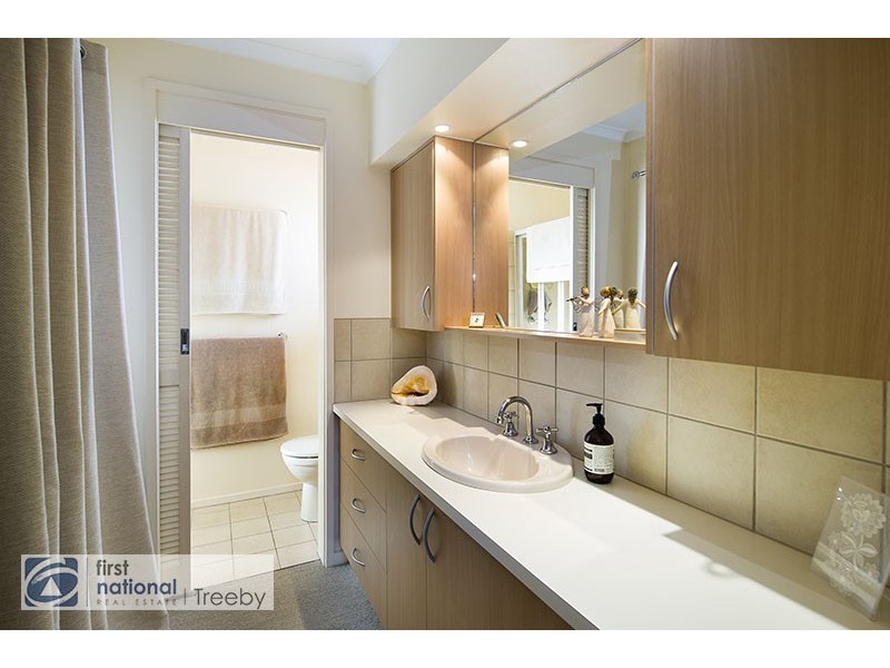 6 Kathleen Close, Bayswater North VIC 3153