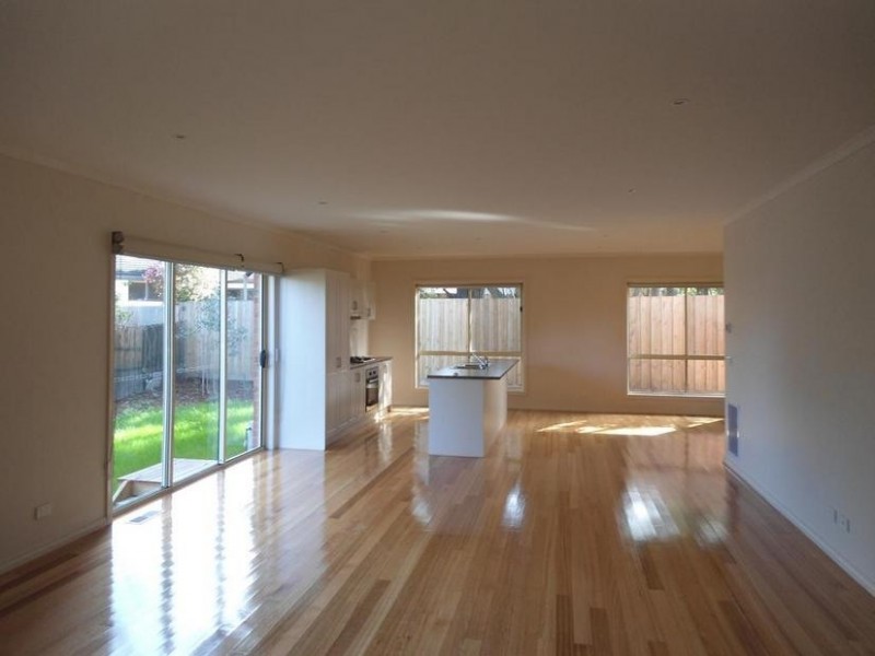 3/3 Elizabeth Court, Ringwood East VIC 3135