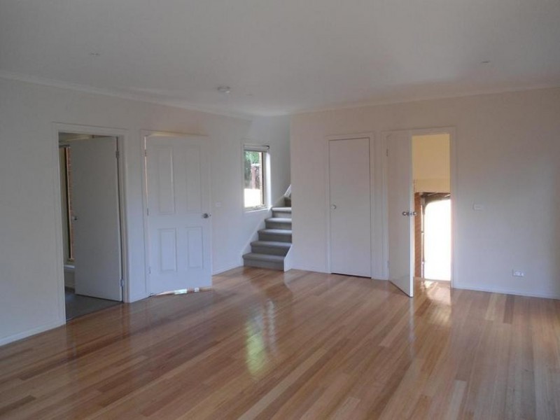 3/3 Elizabeth Court, Ringwood East VIC 3135