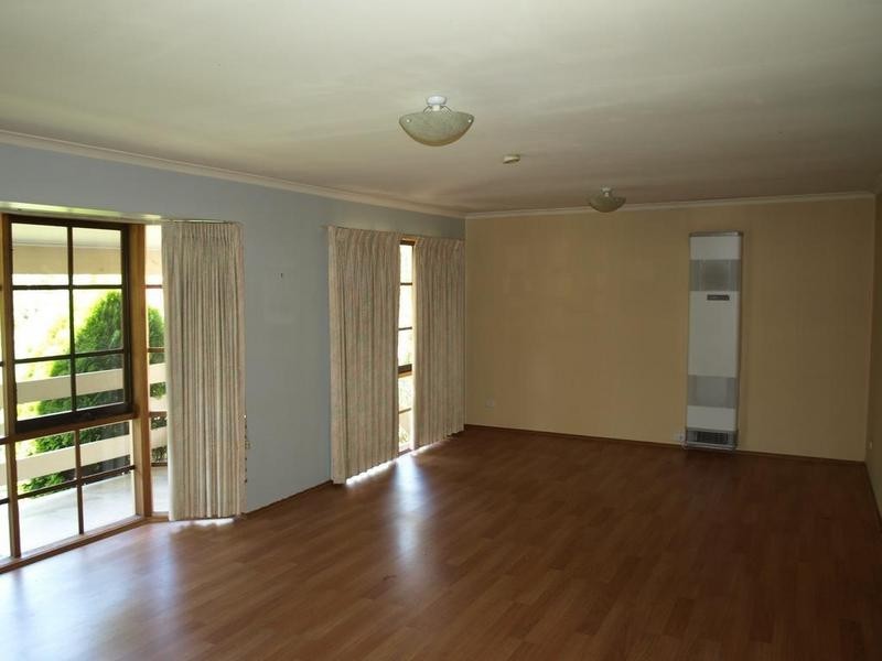 2/17 Heathwood Street, Ringwood East VIC 3135