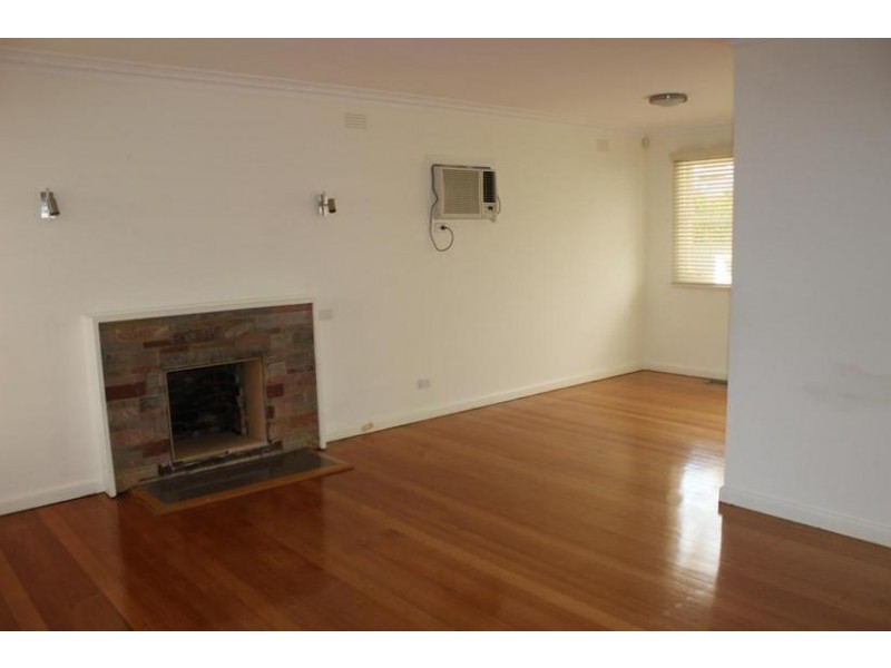 1/13 Thomas Street, Ringwood VIC 3134